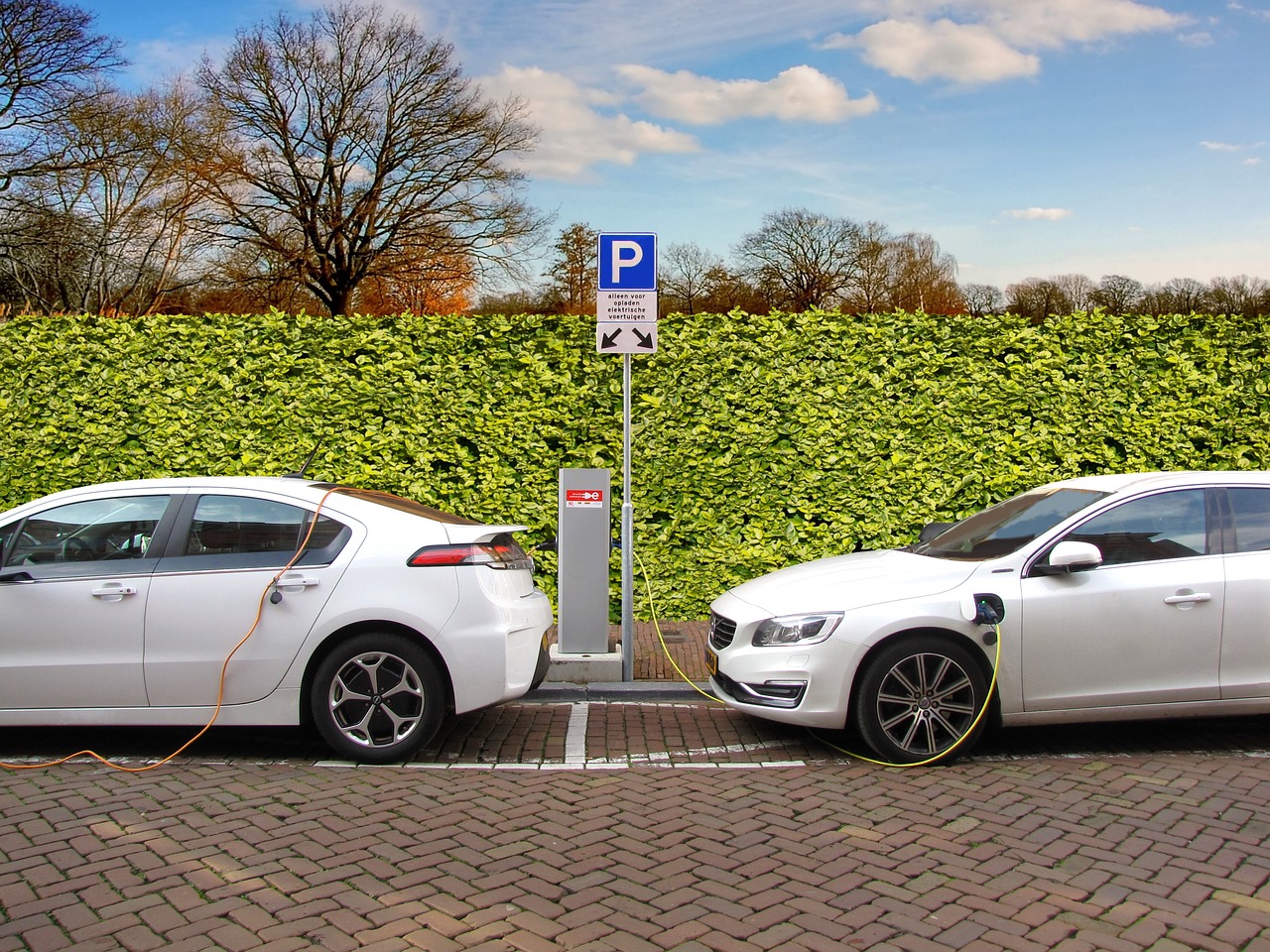 Avantages et inconvénients d'une voiture électrique